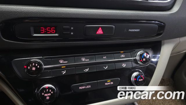 Kia Canival 2018 — photo 27