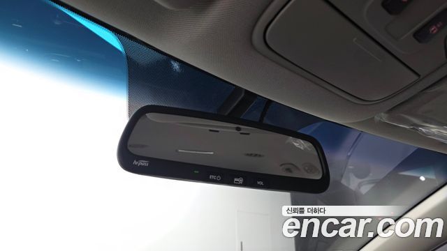 Kia Canival 2018 — photo 31