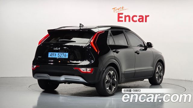 Kia Niro 2023 — photo 2