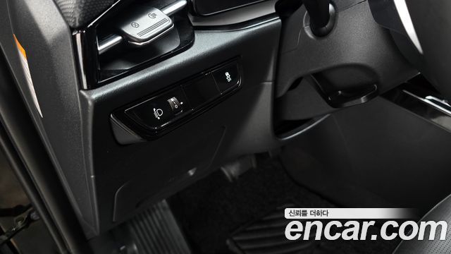 Kia Niro 2023 — photo 18