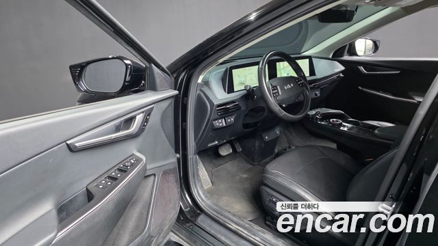 Kia EV6 2022 — photo 10