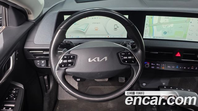 Kia EV6 2022 — photo 13
