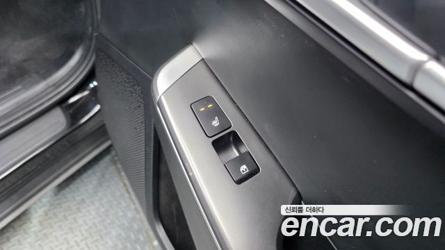 Kia EV6 2022 — photo 19