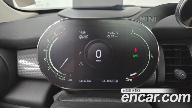 Mini Cooper 2021 — photo 10
