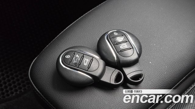 Mini Cooper 2021 — photo 20
