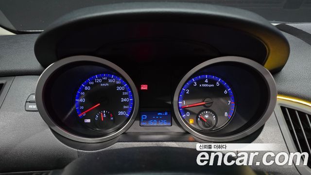 Hyundai Genesis 2010 — photo 8