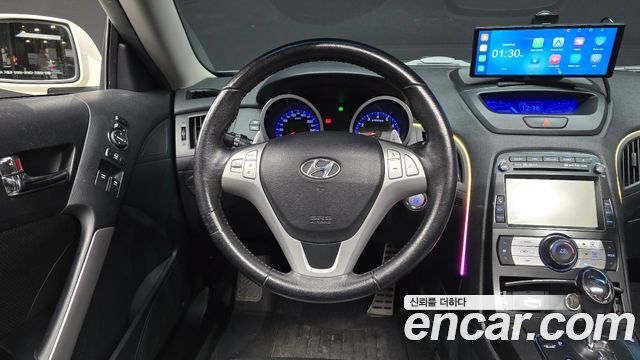 Hyundai Genesis 2010 — photo 13