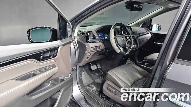 Honda Odyssey 2023 — photo 13
