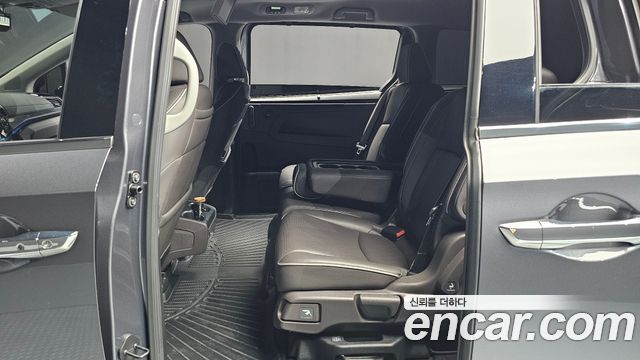 Honda Odyssey 2023 — photo 16