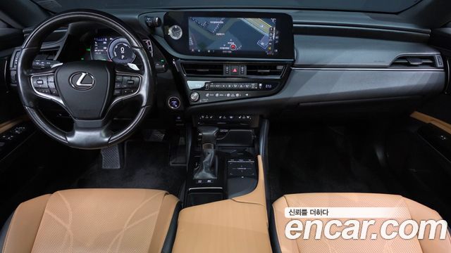 Lexus ES 2022 — photo 7