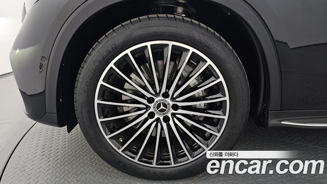Mercedes-Benz GLC-Class 2024 — photo 5