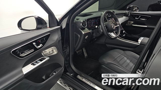 Mercedes-Benz GLC-Class 2024 — photo 17