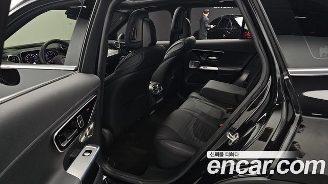 Mercedes-Benz GLC-Class 2024 — photo 18