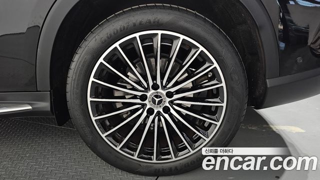 Mercedes-Benz GLC-Class 2024 — photo 7