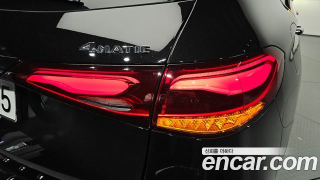 Mercedes-Benz GLC-Class 2024 — photo 9