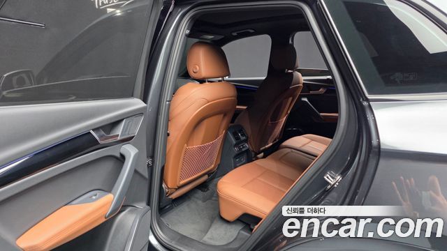 Audi Q5 2024 — photo 16