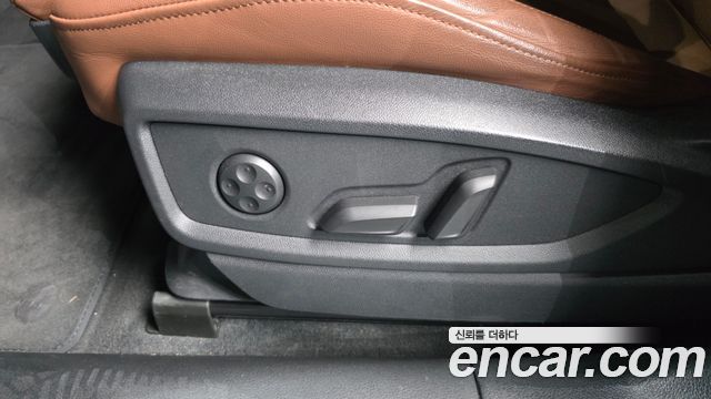 Audi Q5 2024 — photo 31