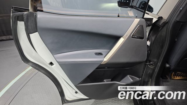 BMW iX 2022 — photo 15