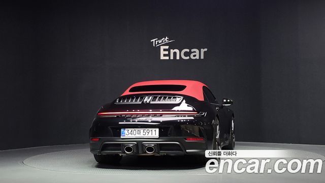 Porsche 911 2025 — photo 4