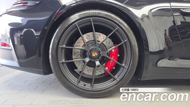 Porsche 911 2025 — photo 5