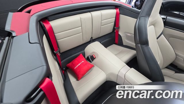 Porsche 911 2025 — photo 18