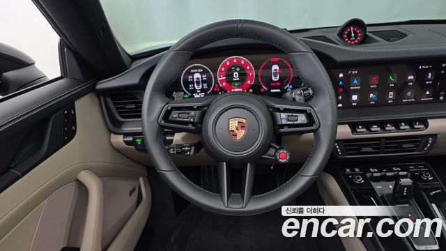 Porsche 911 2025 — photo 19