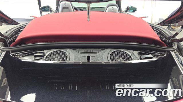 Porsche 911 2025 — photo 26