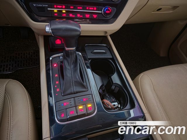 Kia Canival 2018 — photo 15