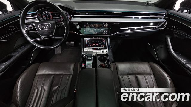 Audi A8 2020 — photo 10