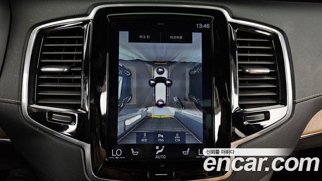 Volvo XC90 2019 — photo 15