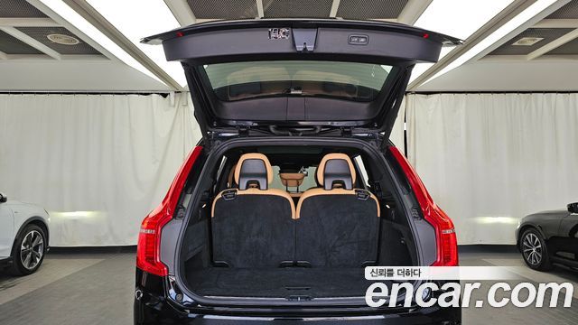 Volvo XC90 2019 — photo 20