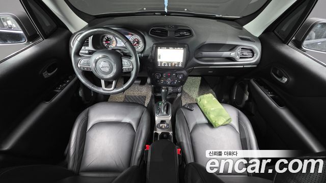 Jeep Renegade 2020 — photo 10