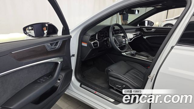 Audi A6 2025 — photo 10
