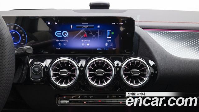 Mercedes-Benz EQA 2026 — photo 16