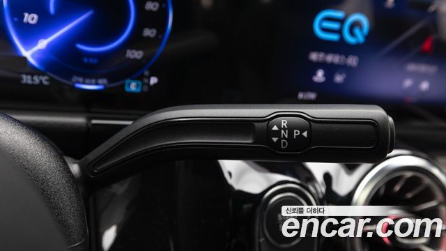 Mercedes-Benz EQA 2026 — photo 19