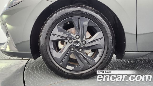 Hyundai AVANTE 2021 — photo 5