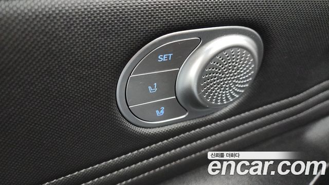Hyundai AVANTE 2021 — photo 24