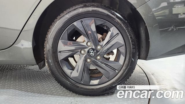 Hyundai AVANTE 2021 — photo 7