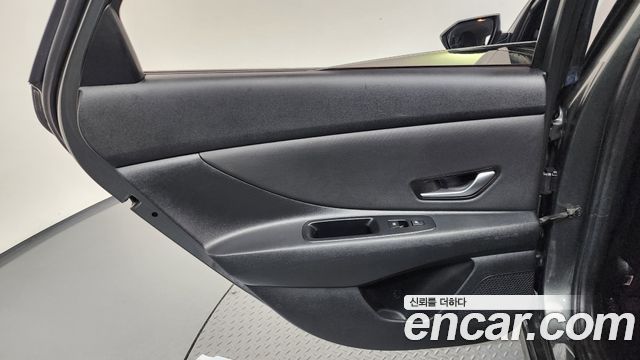 Hyundai AVANTE 2021 — photo 15