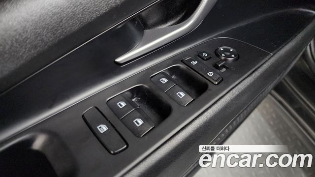 Hyundai AVANTE 2021 — photo 28