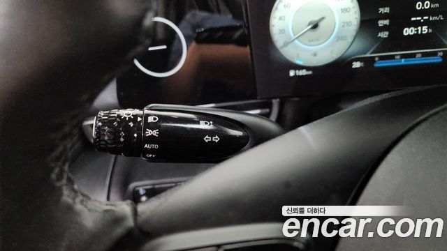 Hyundai AVANTE 2021 — photo 29