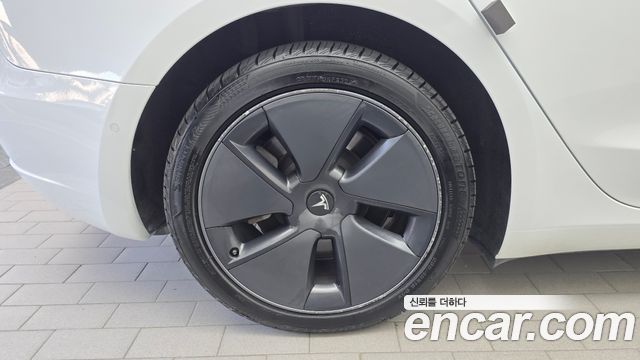 Tesla Model 3 2022 — photo 5