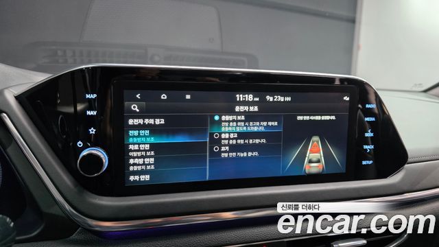 Hyundai Sonata 2023 — photo 9