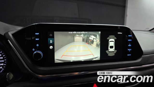 Hyundai Sonata 2023 — photo 11