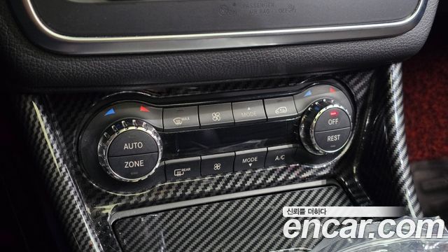 Mercedes-Benz CLA-Class 2018 — photo 18