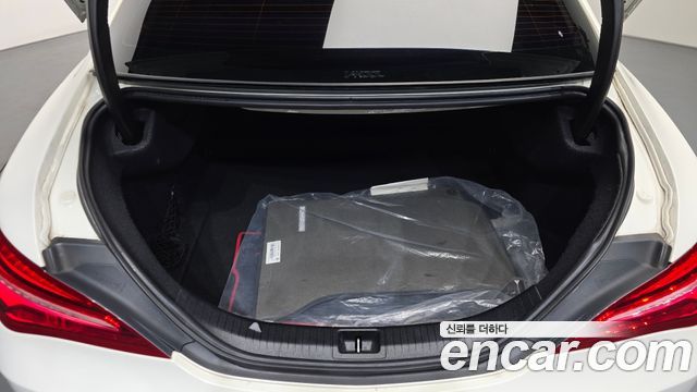 Mercedes-Benz CLA-Class 2018 — photo 24