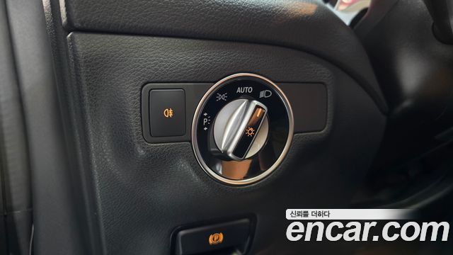 Mercedes-Benz CLA-Class 2018 — photo 26