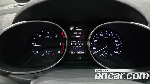 Hyundai Santafe 2016 — photo 11