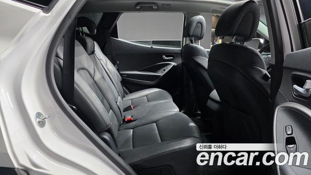 Hyundai Santafe 2016 — photo 17