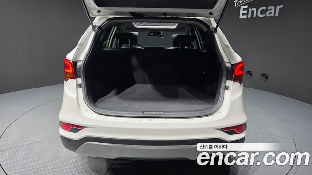 Hyundai Santafe 2016 — photo 26
